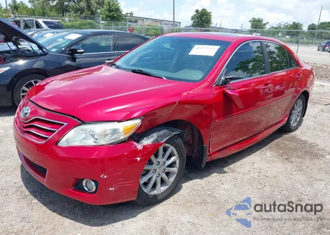 2010 Toyota Camry Xle V6 z USA, uszkodzony, nr VIN 4T1BK3EK2AU110830